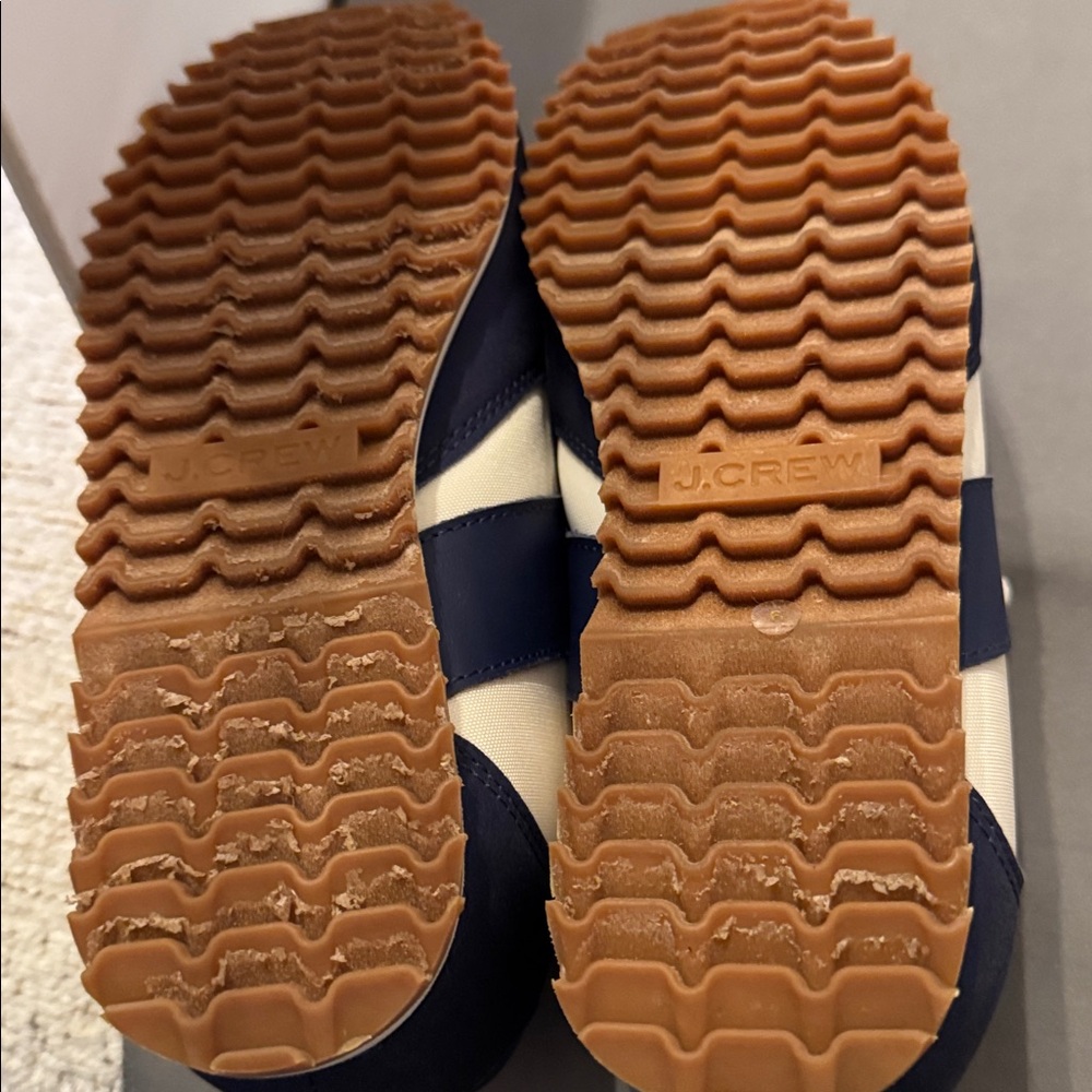 J. Crew women size 6 Navy and Cream Sneakers new without box - Picture 4 of 6